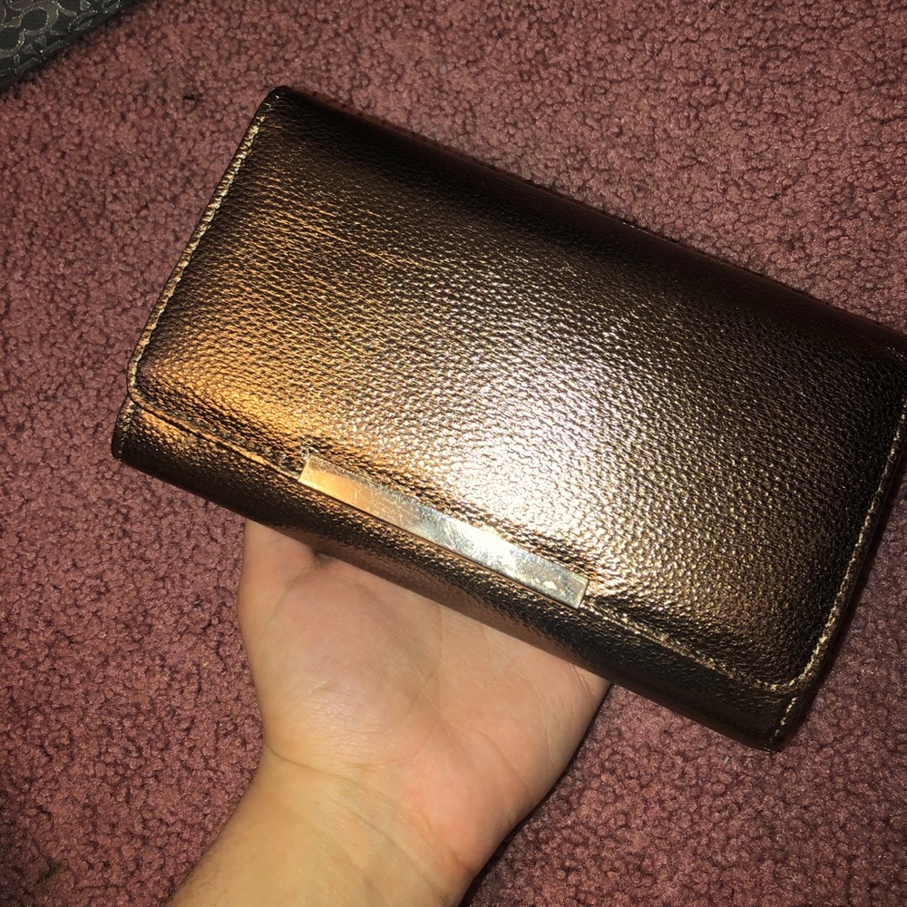 CUTE GOLD WALLET!!